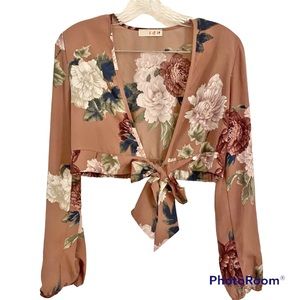 Floral Tie Front Crop Top